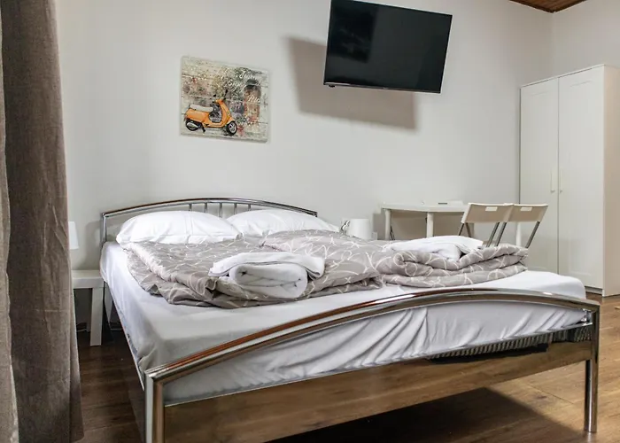 Modern 1br Close To The Danube River Διαμέρισμα *